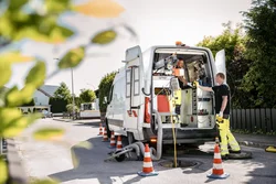 Rohrreinigung bei verstopftem Abfluss und WC